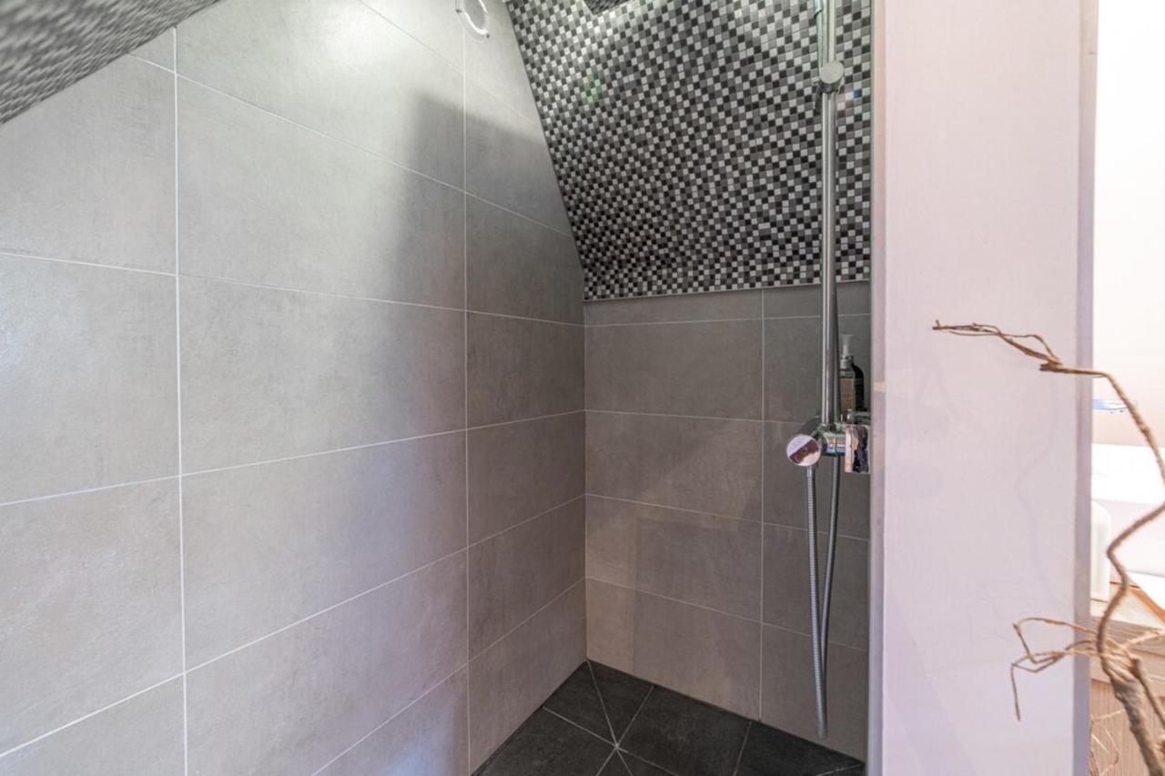 Escale Annecienne Furnished Flat Apartment Annecy Bagian luar foto